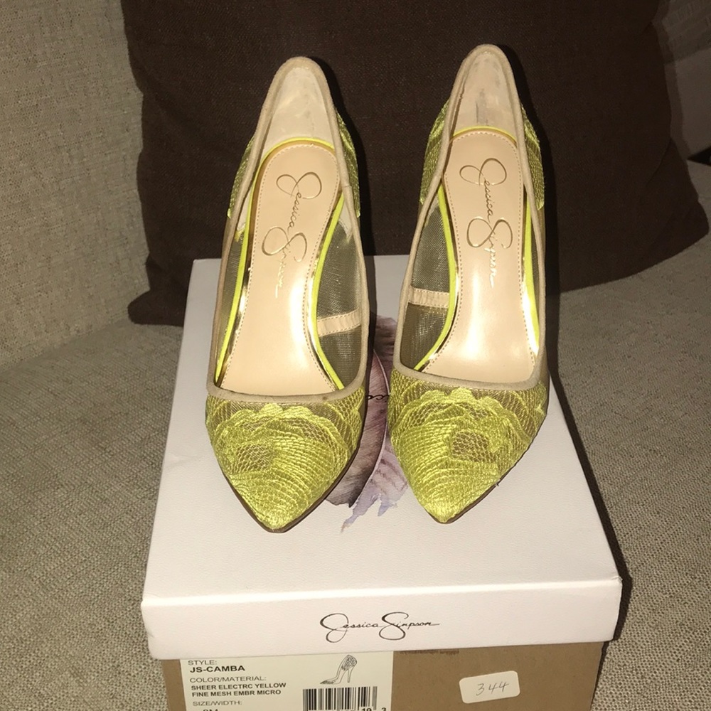 Jessica Simpson heels